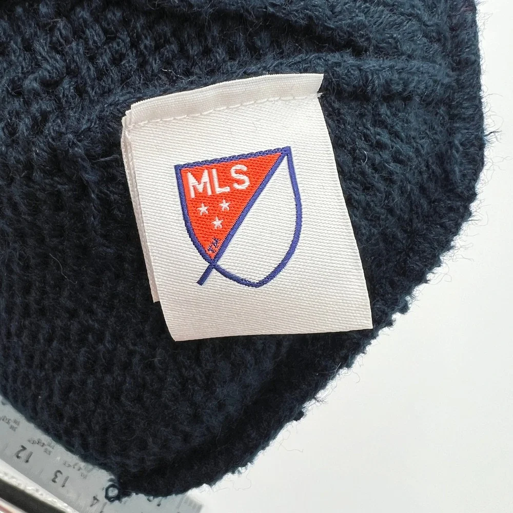 MLS Soccer USA Embroidered Cuffed Knit‎ Beanie Hat Navy Blue Red OSFM New